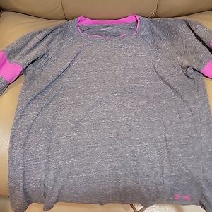 Underarmor small long sleeve